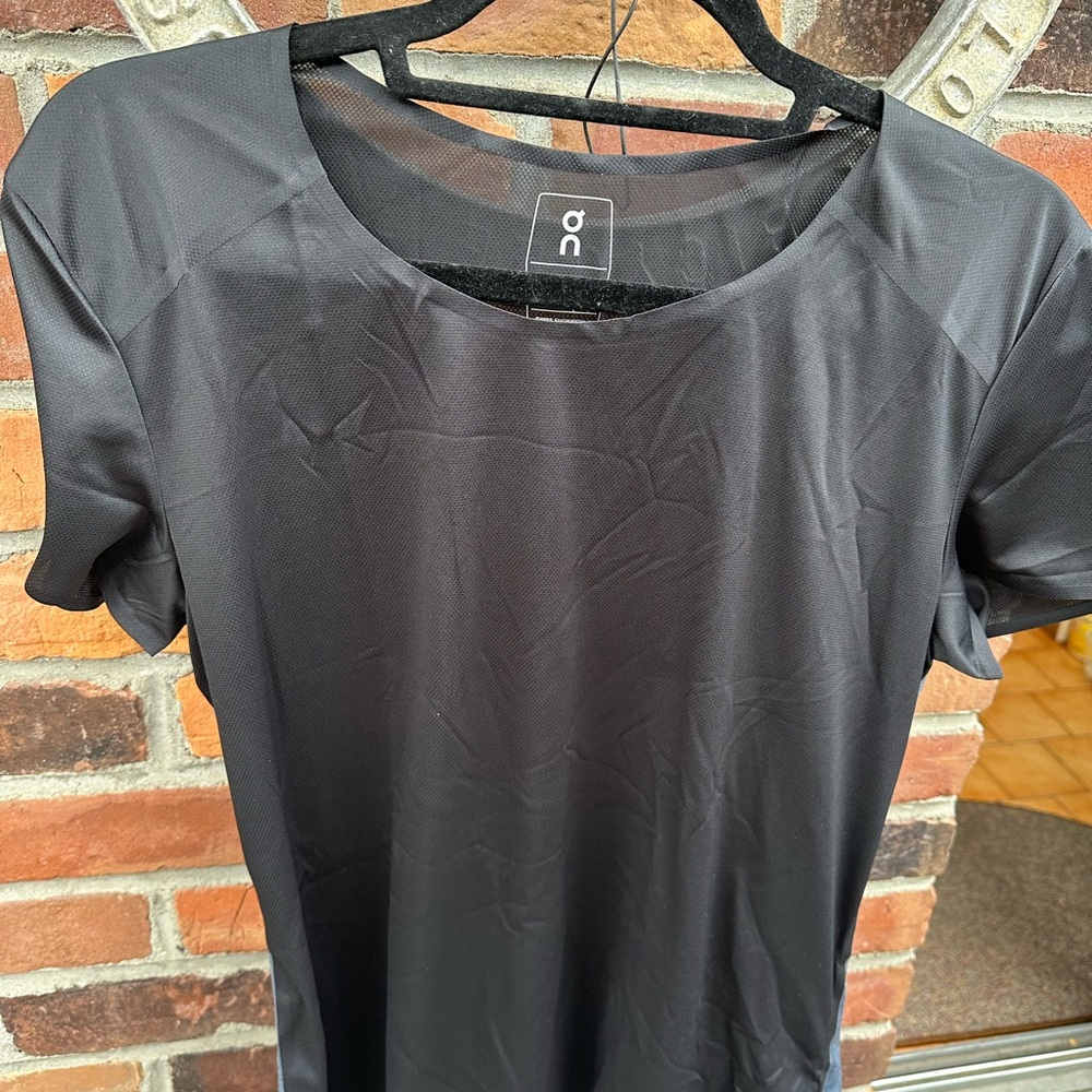 On Running Women's Black Short-Sleeve Performance Top
